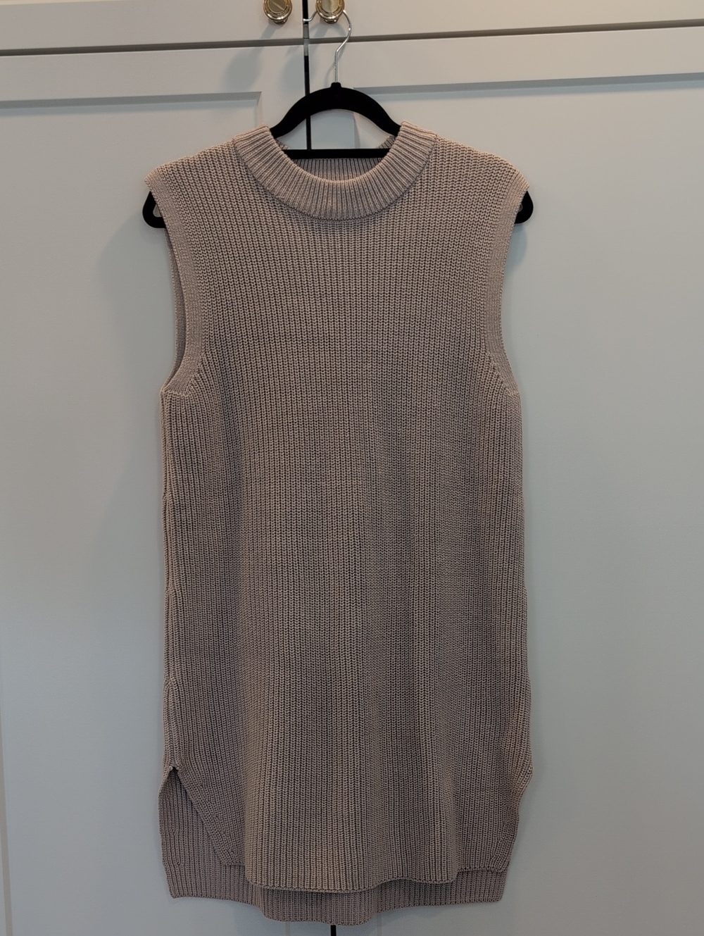 H&M Sleeveless Knit Tunic in Light Beige